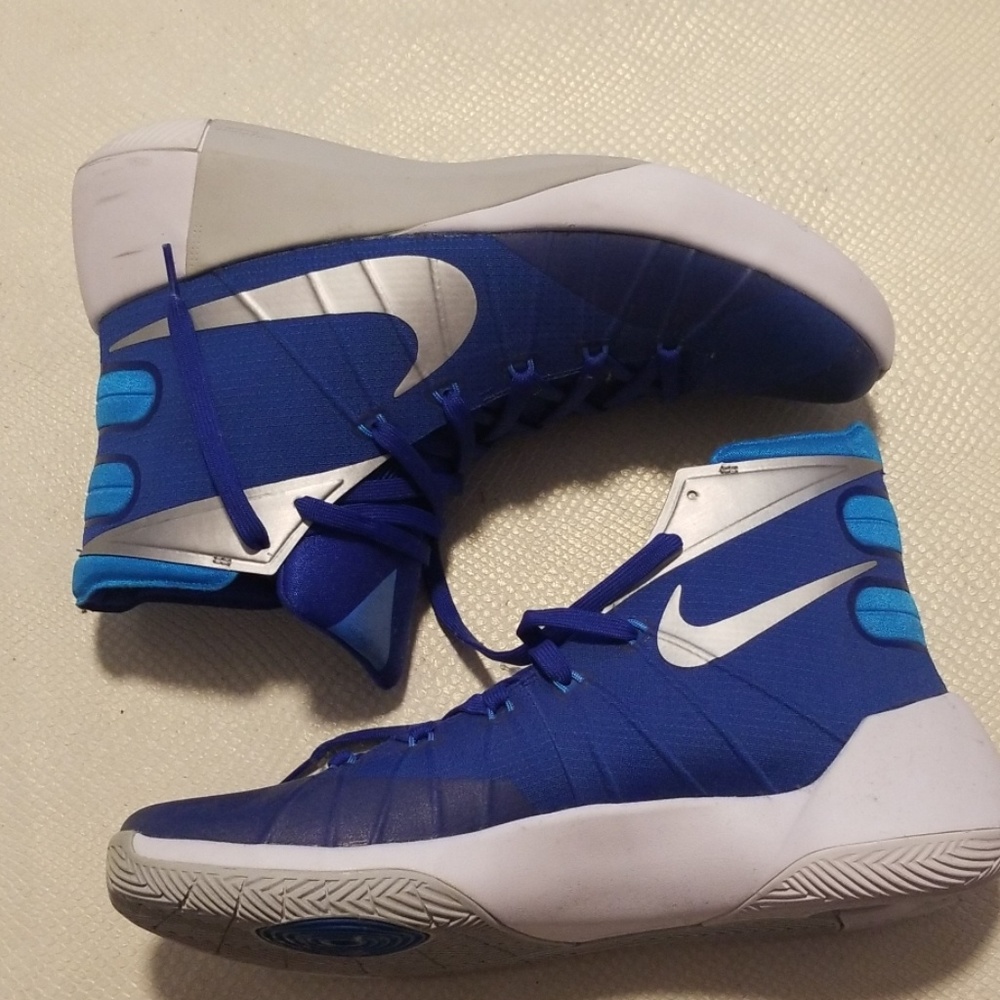 NIKE  HIGHTOP Man shoes size 12
